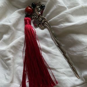 TRADITIONAL CHINESE THINGY